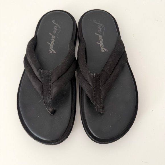Free People Wonderland Suede Leather Flip Flops Thongs Sandal 39.5 - Picture 4 of 8